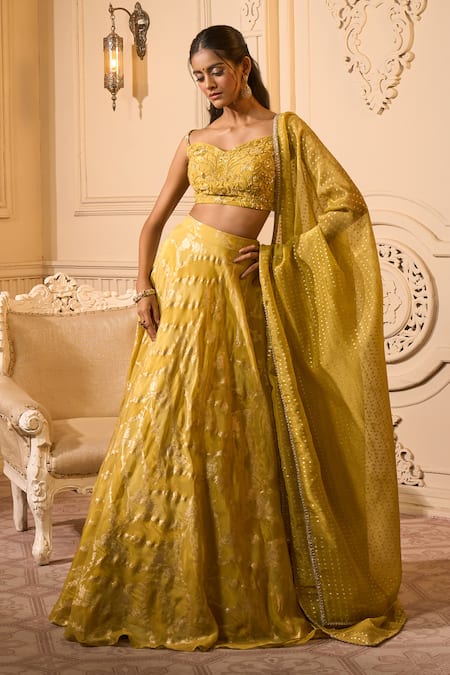 Buy_Aariyana Couture_Yellow Georgette Beads, Embroidery, Sequins Floral Pleated Lehenga Set_Online_at_Aza_Fashions