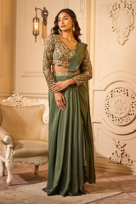Shop_Aariyana Couture_Green Crepe Sequins, Beads, Embroidery, Cut Work Pleated Pre-draped Saree Set _Online_at_Aza_Fashions
