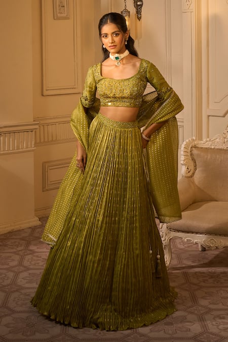 Buy_Aariyana Couture_Green Brocade, Silk Sequins, Embroidery Square Woven Floral Banarasi Lehenga Set 