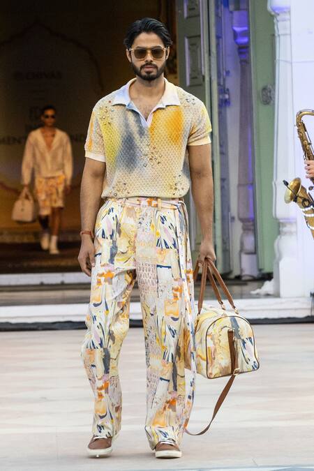 Buy Mandira Wirk Resort Multi Color Cotton Printed Strokes T-shirt Online at Aza Fashions Buy_Mandira Wirk Resort_Multi Color Cotton Printed Strokes T-shirt _Online_at_Aza_Fashions