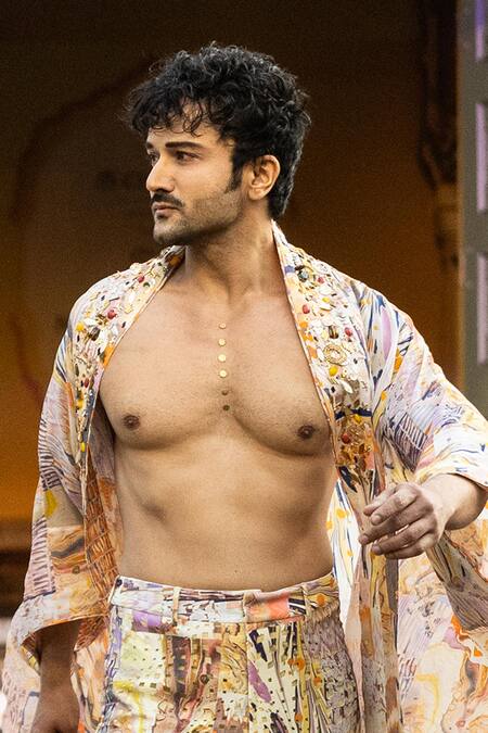 Mandira Wirk Resort_Yellow Chiffon Flared Jacket With Gold Chunk Emb _Online_at_Aza_Fashions