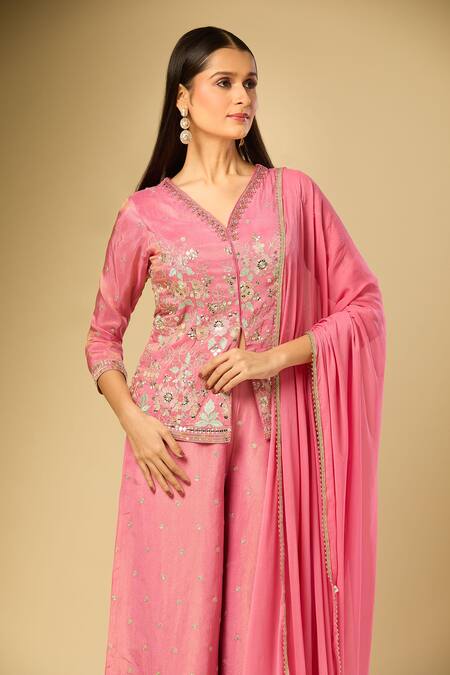 Samyukta Singhania Pink Cotton, Chiffon Embroidery, Zari V-neck Floral Tunic Palazzo Set at Aza Fashions Samyukta Singhania_Pink Cotton, Chiffon Embroidery, Zari V-neck Floral Tunic Palazzo Set_at_Aza_Fashions
