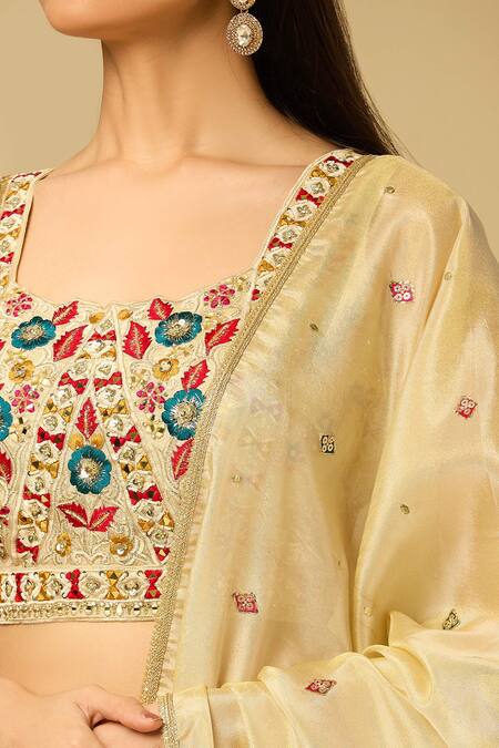 Samyukta Singhania_Beige Silk, Chiffon Sequins, Embroidery Square Neck Floral Vine Lehenga Set_at_Aza_Fashions