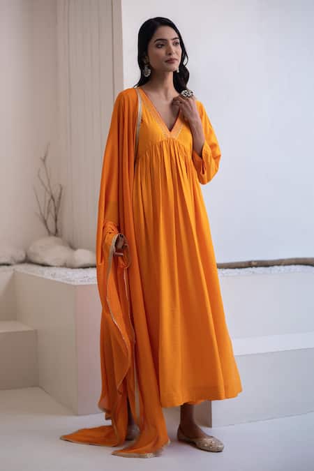 Tuli_Orange Cotton, Silk, Nylon V-neck Narangi A-line Kurta Set _Online_at_Aza_Fashions