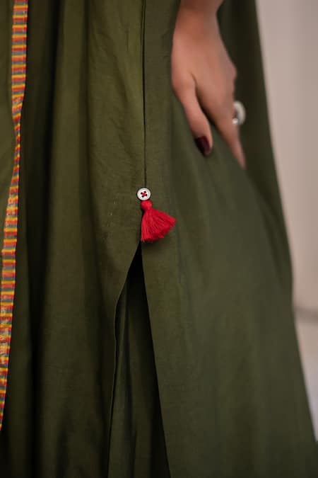 Buy_Avaha_Green Cotton V-neck Designer Maan Kurta Set 