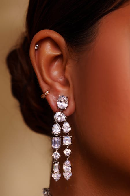 Zevar By Geeta_White Imitation Diamonds Dramatic Choker Set _Online_at_Aza_Fashions