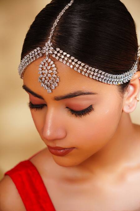 Buy Zevar By Geeta White Diamond Studded Mathapatti Online at Aza Fashions Buy_Zevar By Geeta_White Diamond Studded Mathapatti _Online_at_Aza_Fashions