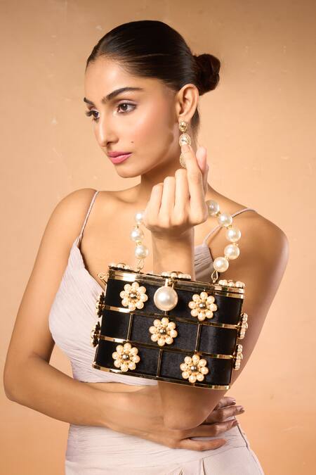 Nazaakat By Samara Singh Black Pearls Velvet Embellished Handbag Online at Aza Fashions Nazaakat By Samara Singh_Black Pearls Velvet Embellished Handbag _Online_at_Aza_Fashions
