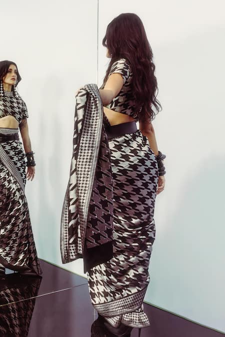 Ekaya Banaras Houndstooth Pattern Black Silk Saree 