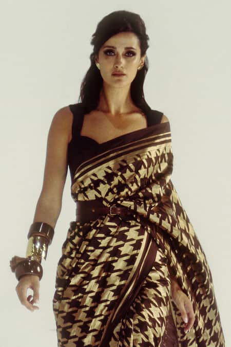 Buy_Ekaya Banaras_Brown Silk Zari Espresso Gold Houndstooth Saree _Online_at_Aza_Fashions