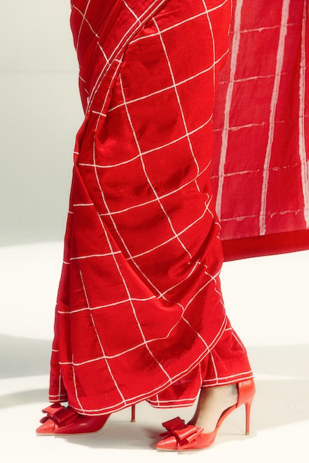 Ekaya Banaras Red Silk Cut Work Radiant Windowpane Check Saree Online at Aza Fashions Ekaya Banaras_Red Silk Cut Work Radiant Windowpane Check Saree _Online_at_Aza_Fashions