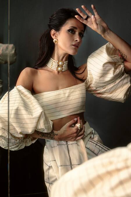 Ekaya Banaras_Cream Silk Cut Work Off-shoulder Vanilla Windowpane Check Saree _Online_at_Aza_Fashions