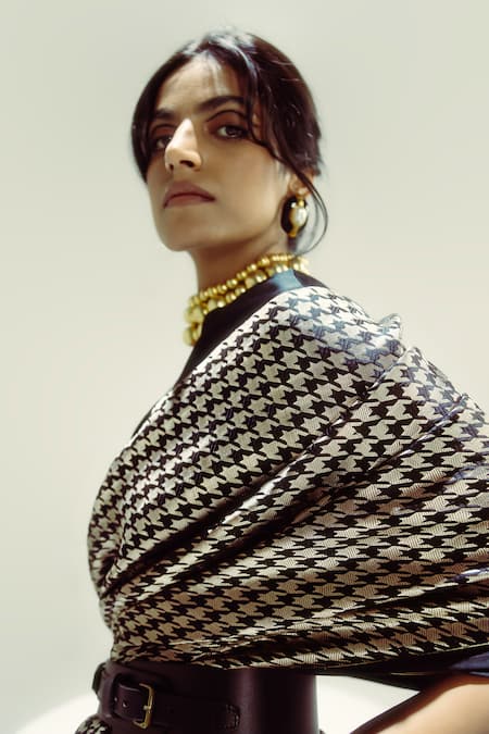 Ekaya Banaras Black Silk Satin Zari Round Neck Gold Houndstooth Saree Online at Aza Fashions Ekaya Banaras_Black Silk Satin Zari Round Neck Gold Houndstooth Saree _Online_at_Aza_Fashions