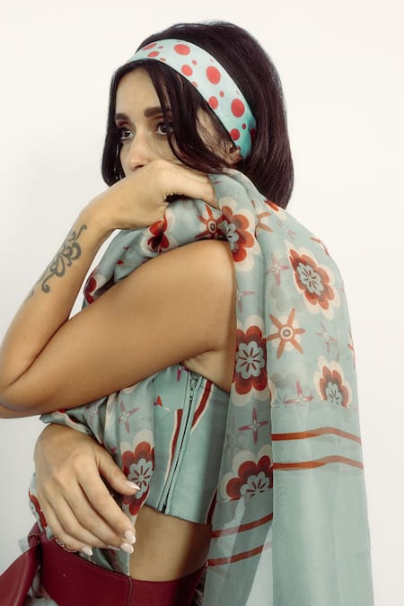 Buy Ekaya Banaras Teal Organza Retro Floral Printed Saree Online at Aza Fashions Buy_Ekaya Banaras_Teal Organza Retro Floral Printed Saree _Online_at_Aza_Fashions