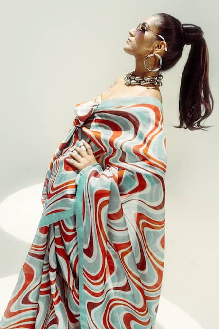 Ekaya Banaras Groovy Waves Printed Saree Set 