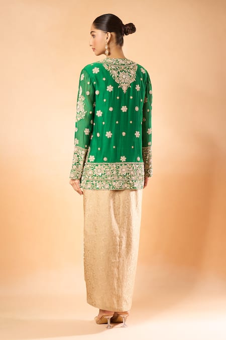 Shop_Anamika Khanna_Green Silk, Chiffon Embroidery Round Neck Kurta And Draped Skirt Set _at_Aza_Fashions