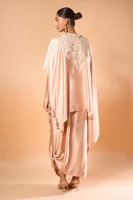 Shop_Anamika Khanna_Pink Silk Embroidery Round Neck Floral Thread Kaftan Set _at_Aza_Fashions