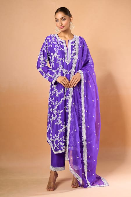 Anushree Reddy_Purple Cotton Embroidery, Sequins Split V-neck Floral Kurta Set_at_Aza_Fashions