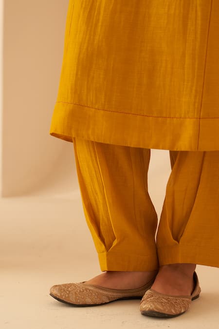 Janki India_Mustard Chanderi, Organza Embroidery V-neck Bullion Work Kurta Set _Online_at_Aza_Fashions