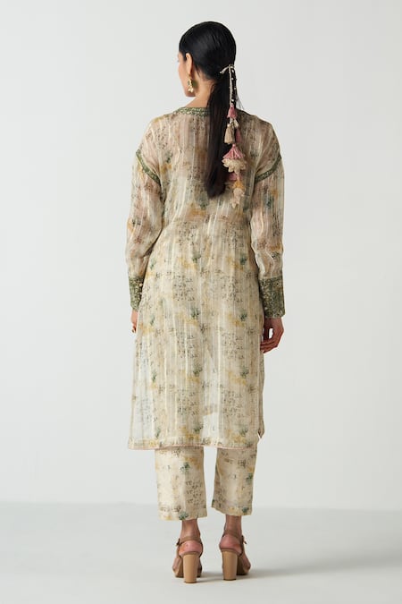 Shop Studio Bagechaa Green Chanderi Embroidery, Sequins V-, Round Lurex Kurta Pant Set at Aza Fashions Shop_Studio Bagechaa_Green Chanderi Embroidery, Sequins V-, Round Lurex Kurta Pant Set _at_Aza_Fashions