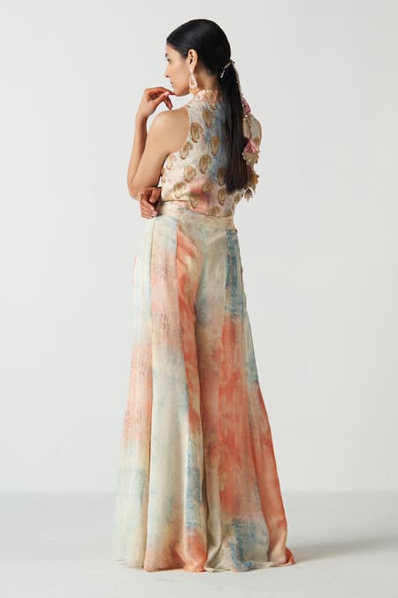 Shop Studio Bagechaa Peach Chanderi, Cotton Tassels, Embroidery Collared Gilet Sharara Set at Aza Fashions Shop_Studio Bagechaa_Peach Chanderi, Cotton Tassels, Embroidery Collared Gilet Sharara Set _at_Aza_Fashions