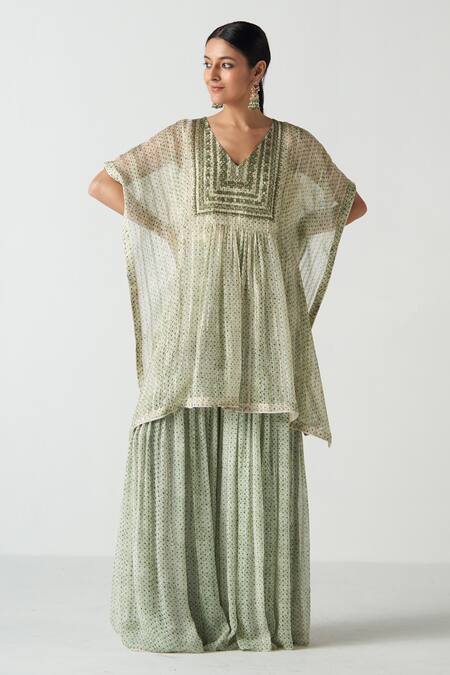 Buy Studio Bagechaa Green Organza, Lurex Embroidery V-neck Khuskhus Kaftan Set Online at Aza Fashions Buy_Studio Bagechaa_Green Organza, Lurex Embroidery V-neck Khuskhus Kaftan Set _Online_at_Aza_Fashions