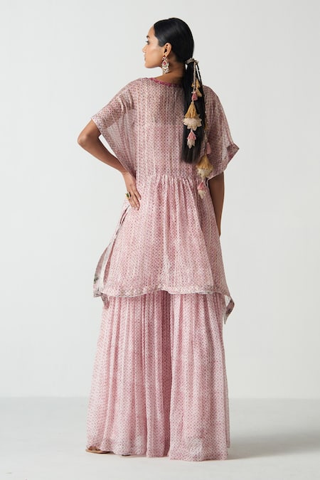 Studio Bagechaa Purple Organza, Lurex Embroidery V-neck Gulabo Kaftan Set Online at Aza Fashions Studio Bagechaa_Purple Organza, Lurex Embroidery V-neck Gulabo Kaftan Set _Online_at_Aza_Fashions