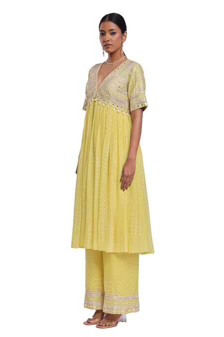 Shop Surbhi Gupta Green Chiffon Embroidery V-neck Anarkali Set Online at Aza Fashions Shop_Surbhi Gupta_Green Chiffon Embroidery V-neck Anarkali Set _Online_at_Aza_Fashions