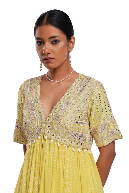 Buy Surbhi Gupta Green Chiffon Embroidery V-neck Anarkali Set Buy_Surbhi Gupta_Green Chiffon Embroidery V-neck Anarkali Set