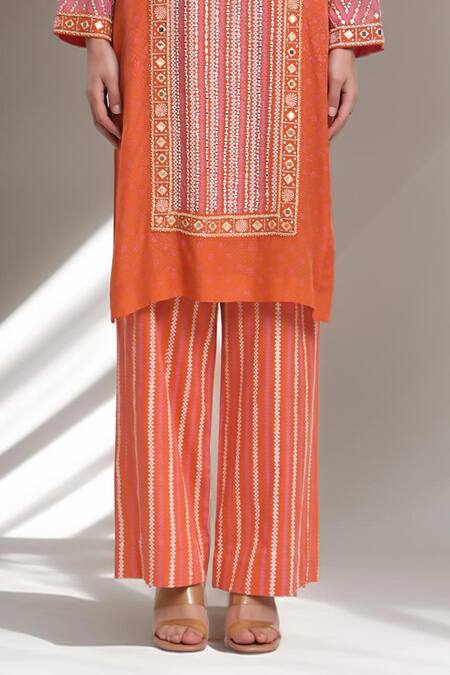 Shop_Surbhi Gupta_Orange Bamboo, , Satin Mirrors Round Hand Block Printed Kurta Set _Online_at_Aza_Fashions