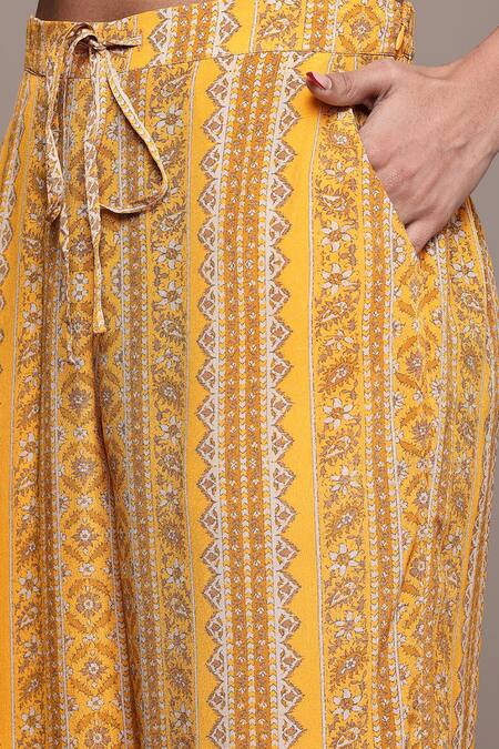 Ritu Kumar Yellow Viscose V-neck Printed Kurta Set With Pant at Aza Fashions Ritu Kumar_Yellow Viscose V-neck Printed Kurta Set With Pant _at_Aza_Fashions