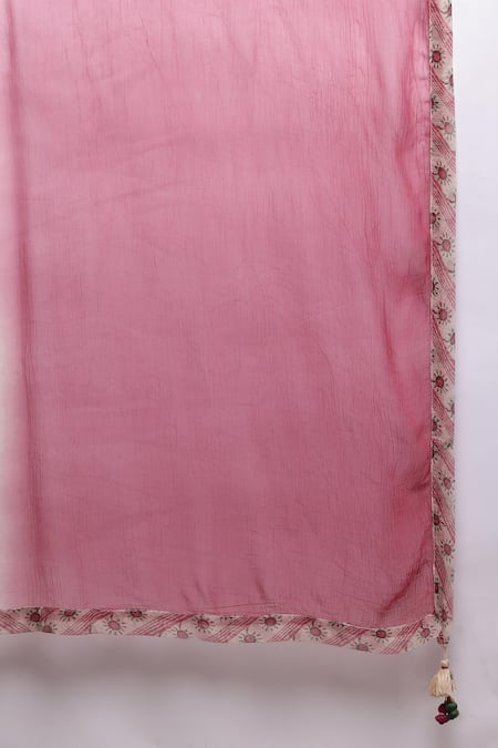 Shop_Ritu Kumar_Beige Cotton Embroidery V-neck Floral Print Kurta Set _Online_at_Aza_Fashions