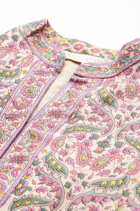 Ritu Kumar_Off White Silk Embroidery Round Neck Flowret Kurta Set With Pant _at_Aza_Fashions