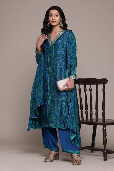 Shop Ritu Kumar Blue Cotton Embroidery V-neck Flowret K Kurta Set Online at Aza Fashions Shop_Ritu Kumar_Blue Cotton Embroidery V-neck Flowret K Kurta Set _Online_at_Aza_Fashions