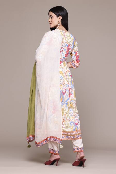 Shop_Ritu Kumar, Ri.Ritu Kumar, aarke Ritu Kumar_Off White Cotton Embroidery V-neck Printed Kurta Set With Dupatta_at_Aza_Fashions