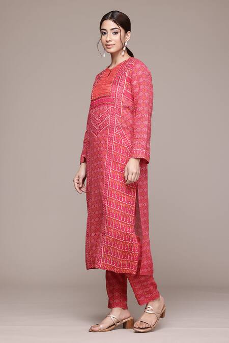 Ritu Kumar, Ri.Ritu Kumar, aarke Ritu Kumar_Pink Cotton, Viscose, Georgette Dhaarna Kurta Set With Pant And Dupatta_Online_at_Aza_Fashions