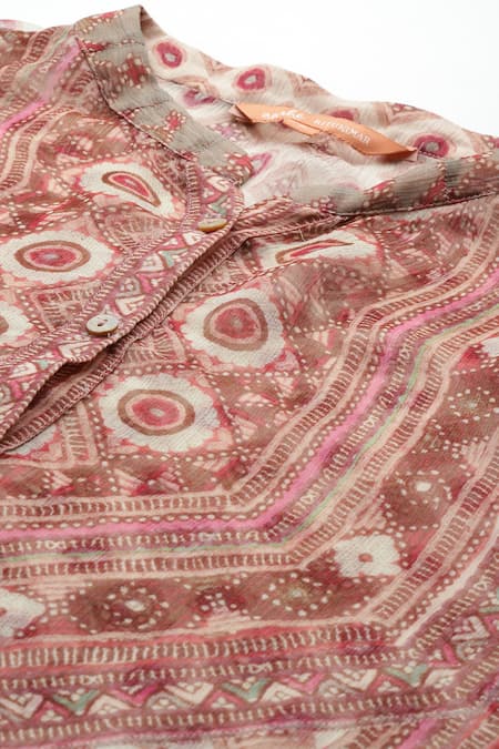 Shop_Ritu Kumar, Ri.Ritu Kumar, aarke Ritu Kumar_Off White Cotton Embroidery Round Neck Khanak Printed Kurta Set