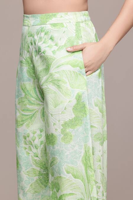 Shop Ritu Kumar, Ri.Ritu Kumar, aarke Ritu Kumar Green Viscose Bandeau Neck Apple Ophellia Kurti Set Online at Aza Fashions Shop_Ritu Kumar, Ri.Ritu Kumar, aarke Ritu Kumar_Green Viscose Bandeau Neck Apple Ophellia Kurti Set_Online_at_Aza_Fashions