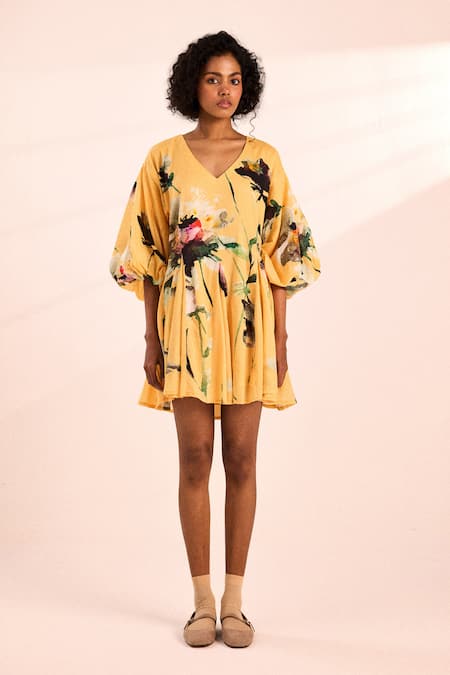 Kharakapas Floral Print Midspring Dress 