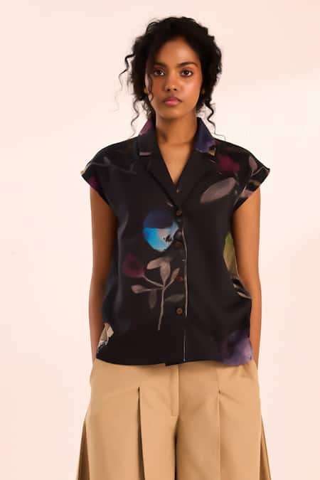 Buy_Kharakapas_Black Cotton Collared Floral Print Shirt _Online_at_Aza_Fashions
