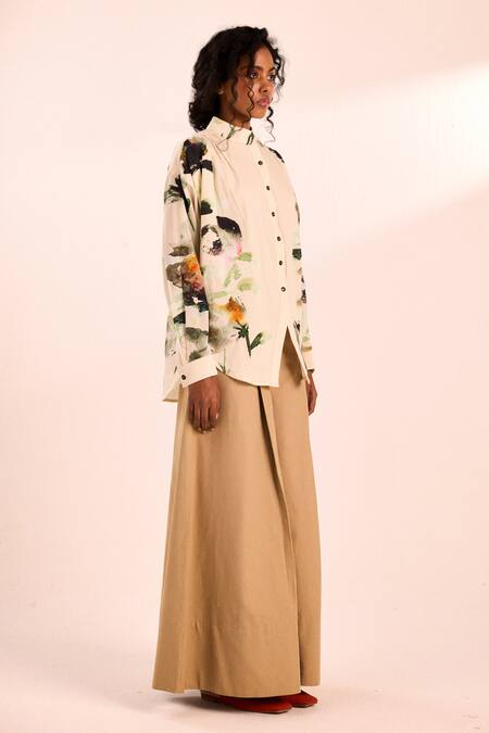 Kharakapas_Off White Voile Bandeau Neck Floral Print Shirt _at_Aza_Fashions