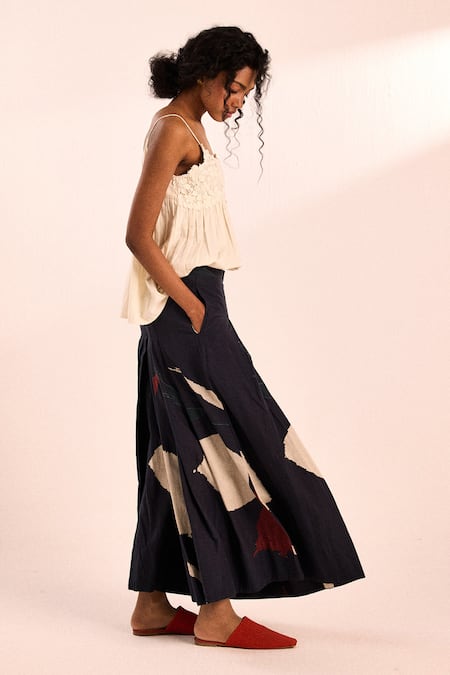 Kharakapas_Black Voile Coca Cola Mul Flared Pleated Trouser _Online_at_Aza_Fashions