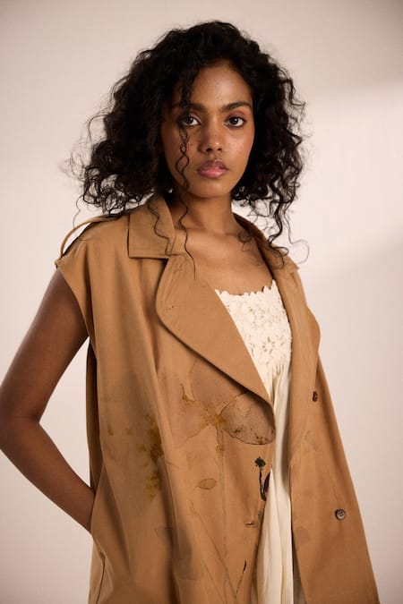 Shop_Kharakapas_Beige Cotton, Twill Round Neck Floral Print Co-ord Set _Online_at_Aza_Fashions