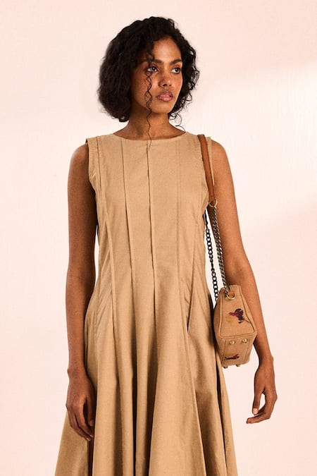 Kharakapas_Brown Oxford Round Neck Tan Maxi Dress _Online_at_Aza_Fashions