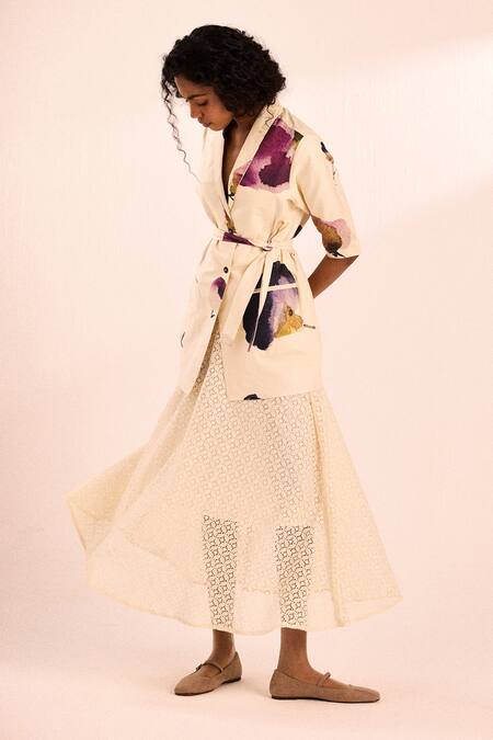 Shop_Kharakapas_White Twill V-neck Floral Print Wrap Jacket _Online_at_Aza_Fashions