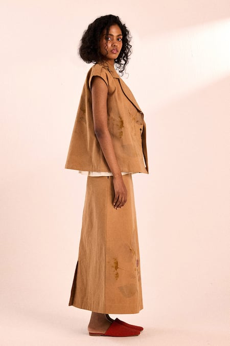 Kharakapas_Brown Cotton High Neck Beige Twill Prickled Dreams Jacket _Online_at_Aza_Fashions