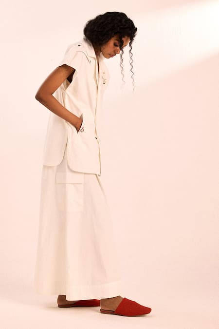 Buy_Kharakapas_White Poplin Flared Pants _Online_at_Aza_Fashions