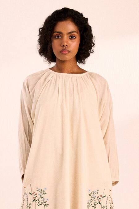Kharakapas_Off White Cotton, Voile Embroidery Floral Midi Dress _Online_at_Aza_Fashions
