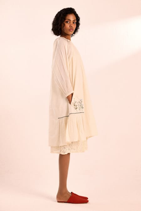 Buy_Kharakapas_Off White Cotton, Voile Embroidery Floral Midi Dress _Online_at_Aza_Fashions