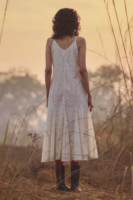 Shop_Kharakapas_White Lace V-neck Ivory Breeze Midi Dress _at_Aza_Fashions